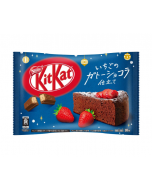  NESTLÉ KitKat Chocolate Coated Wafer Cookies (Strawberry Chocolate Cake Flavor) 10 pieces